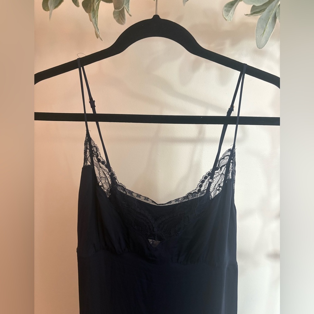 Wilfred Dress - Picture 3 of 6